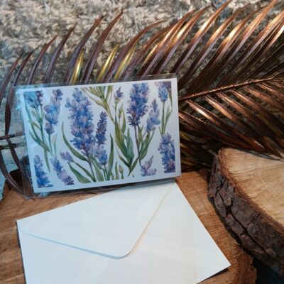 Carte postale ou décoration brin de lavande