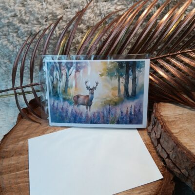 Carte postale ou décoration cerf et lavande