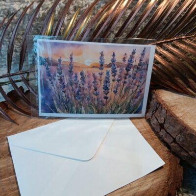 Carte postale ou décoration coucher de soleil et lavande