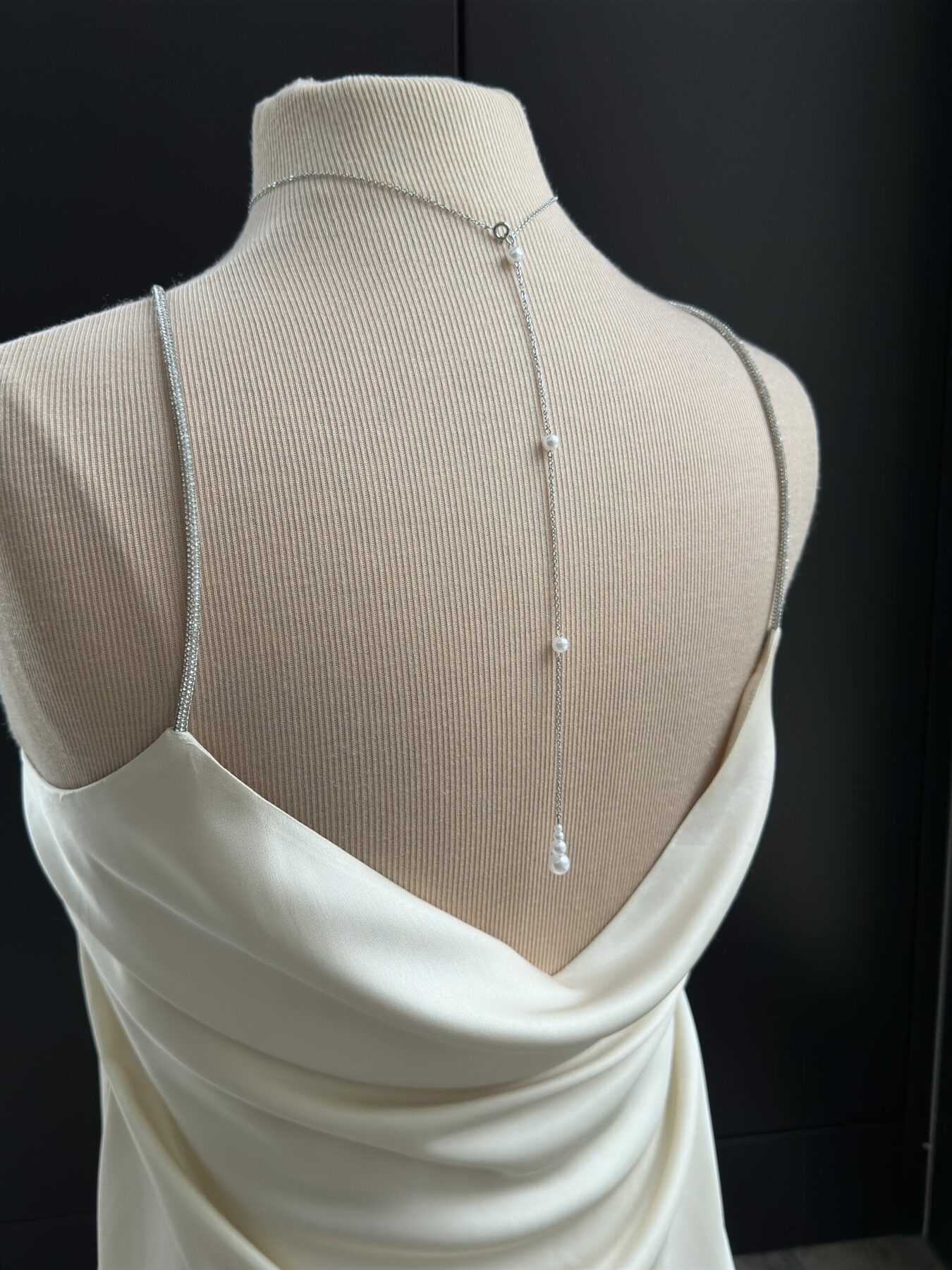 Collier dos mariée strass, cristal, perles … collier dos unique, création sur mesure selon vos envies - Ateliersdisa