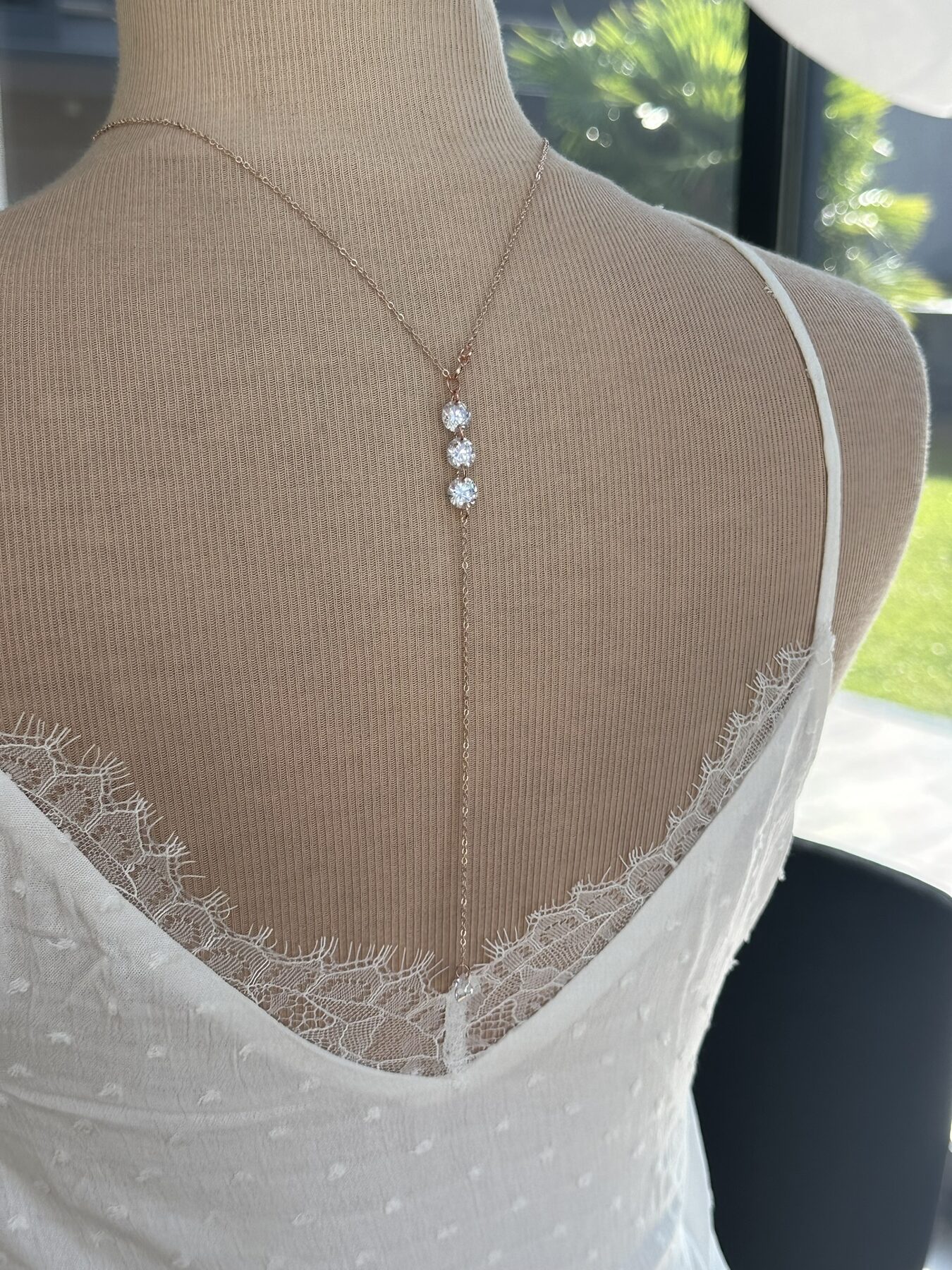 Collier dos mariée strass, cristal, perles … collier dos unique, création sur mesure selon vos envies - Ateliersdisa – Image 6