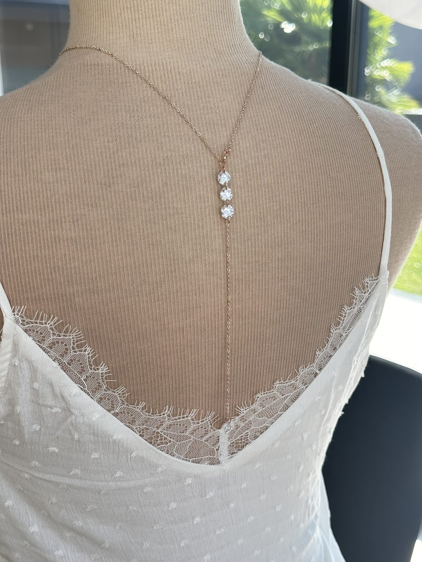 Collier dos mariée strass, cristal, perles … collier dos unique, création sur mesure selon vos envies - Ateliersdisa – Image 5