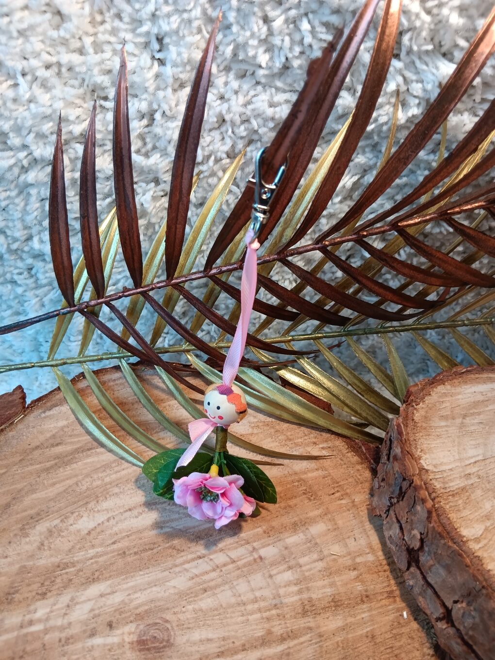 Porte clef / bijou de sac bouquet de rose – Image 3