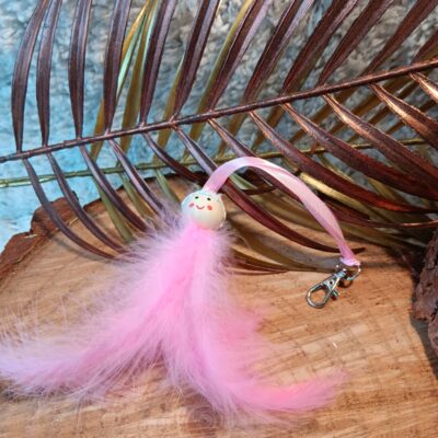 Porte clef / bijou de sac plume rose