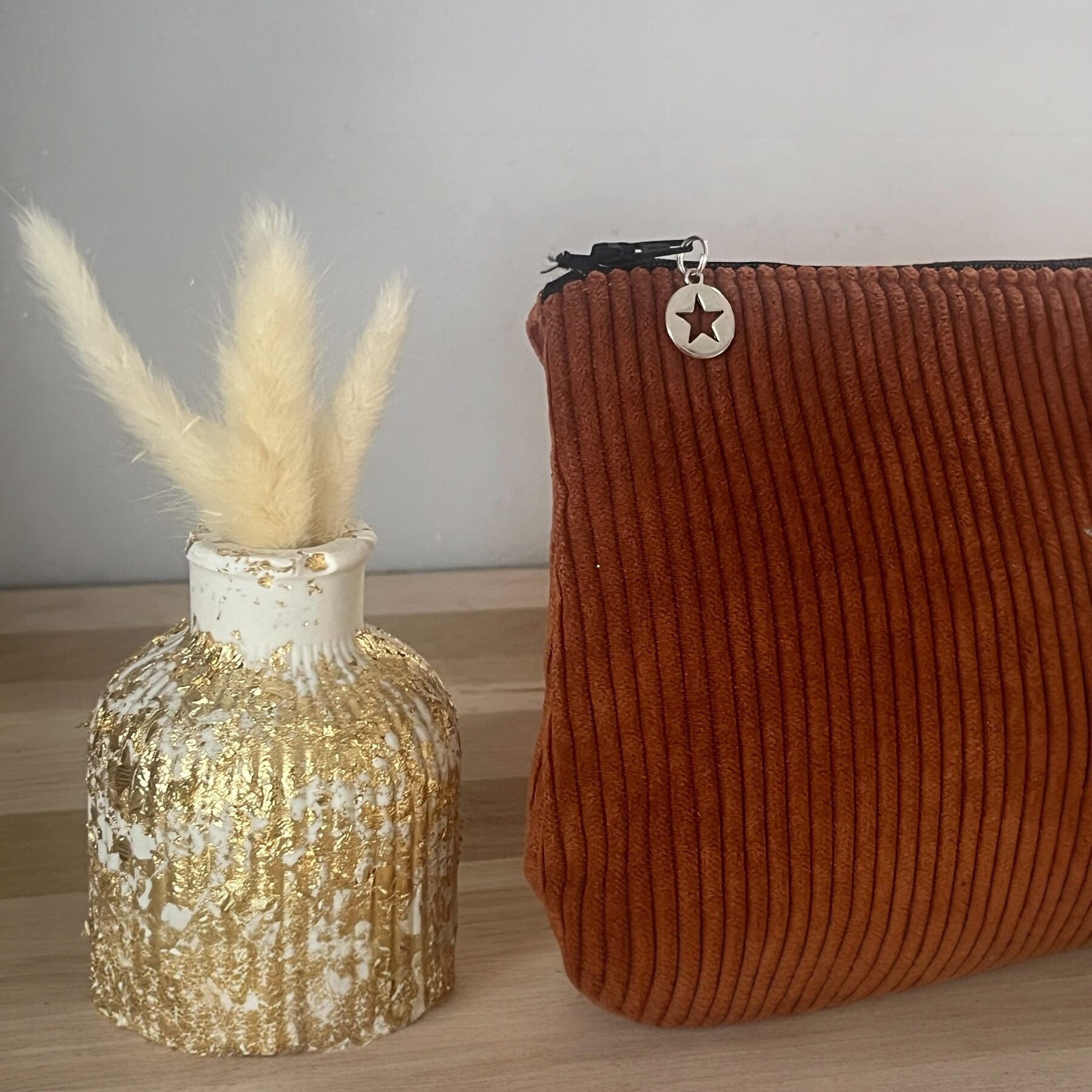 Trousse en velours côtelé terracota – Image 4