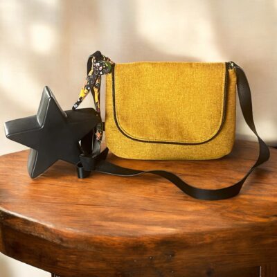 Mini sac "P'tite Poulette" en coton jaune– L'élégance compacte et pratique
