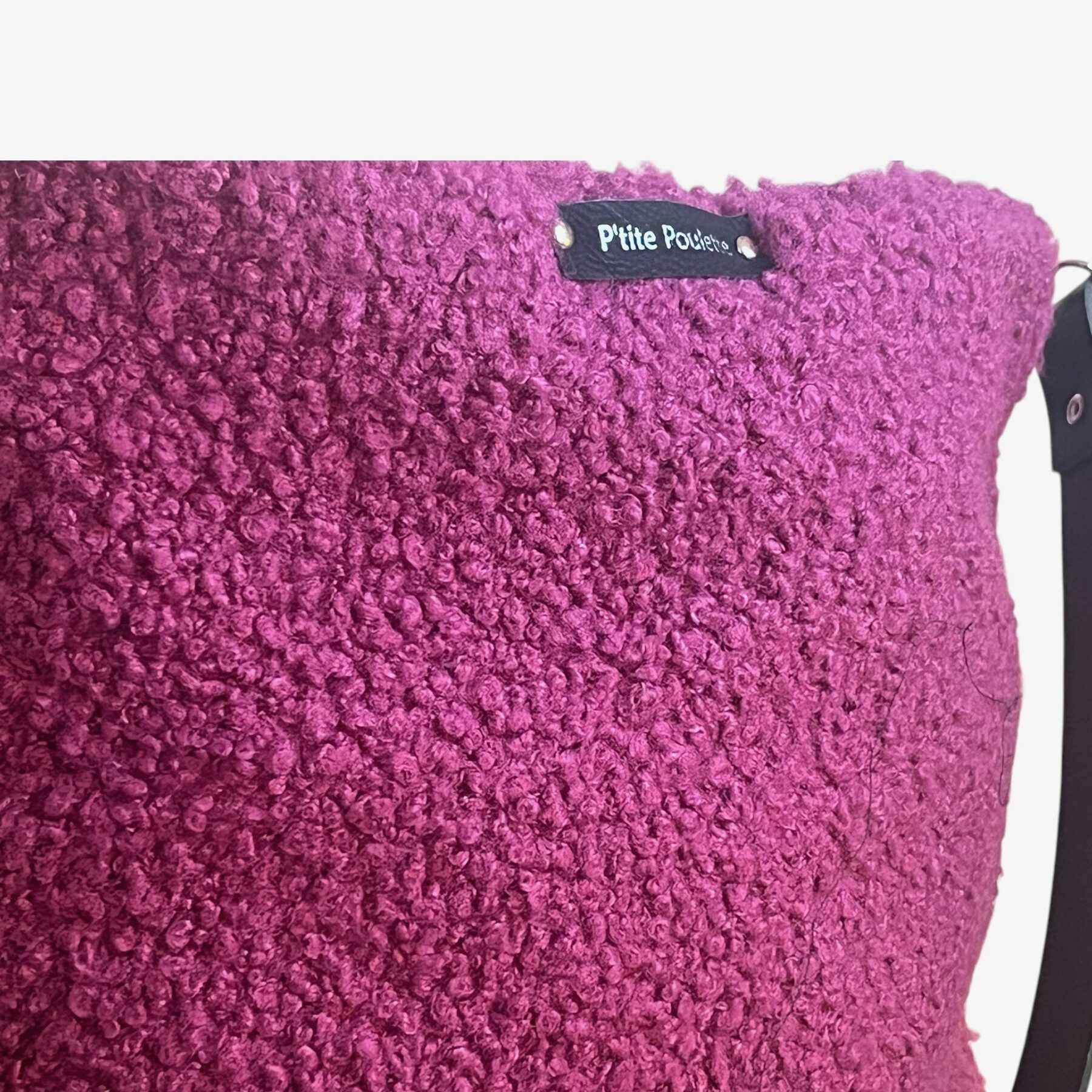 Sac cabas en bouclette rose et anses en cuir – Image 3