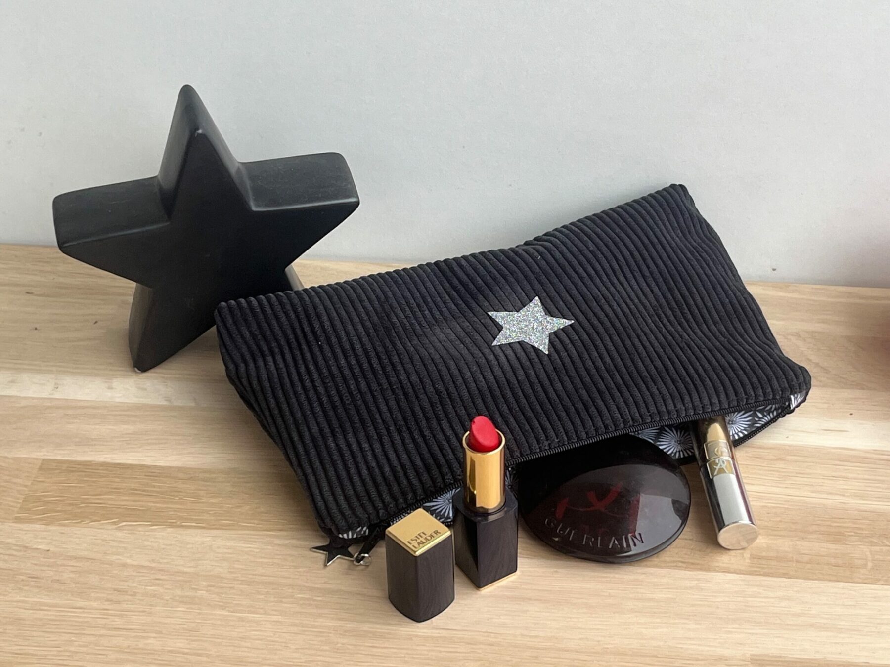 Trousse en velours côtelé noir – Image 4