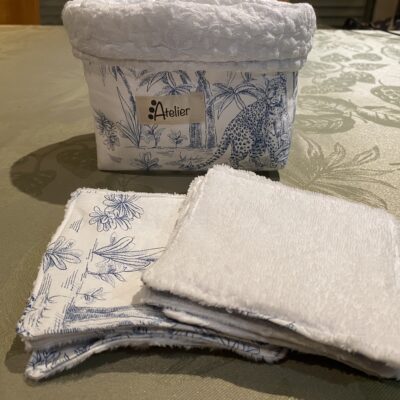 Panières réversibles avec 8 lingettes motif savane Bleu