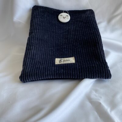 Pochette à livre grand format en velours côtelé gris