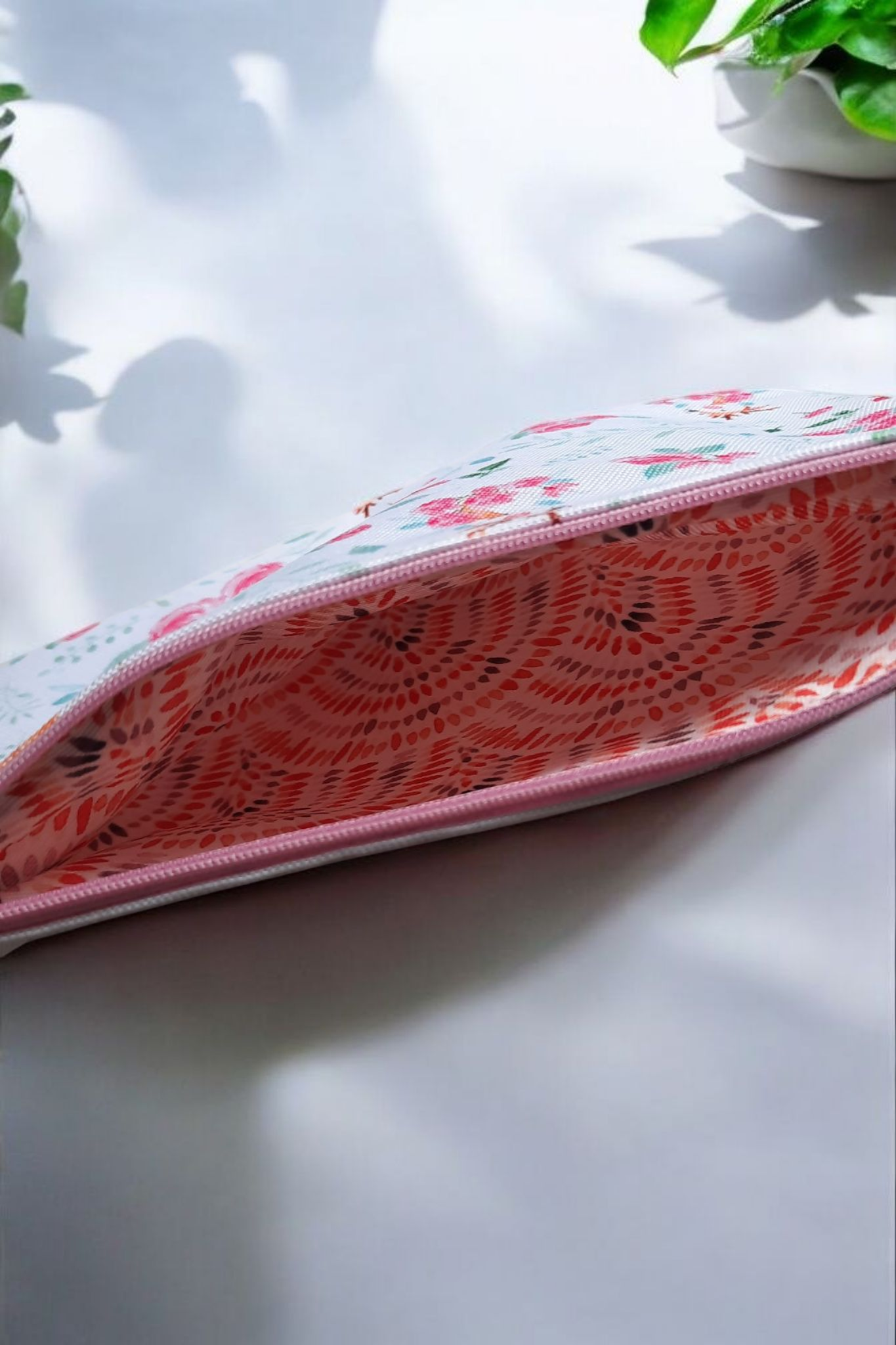 Trousse Plate Imperméable – Motif Cerf Aquarelle, Fabrication Artisanale – Image 2