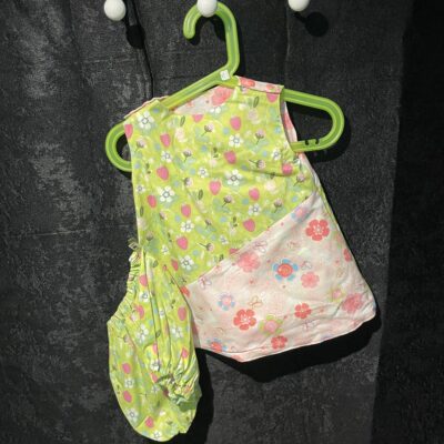 robe réversible fleurs et fraises 12 mois