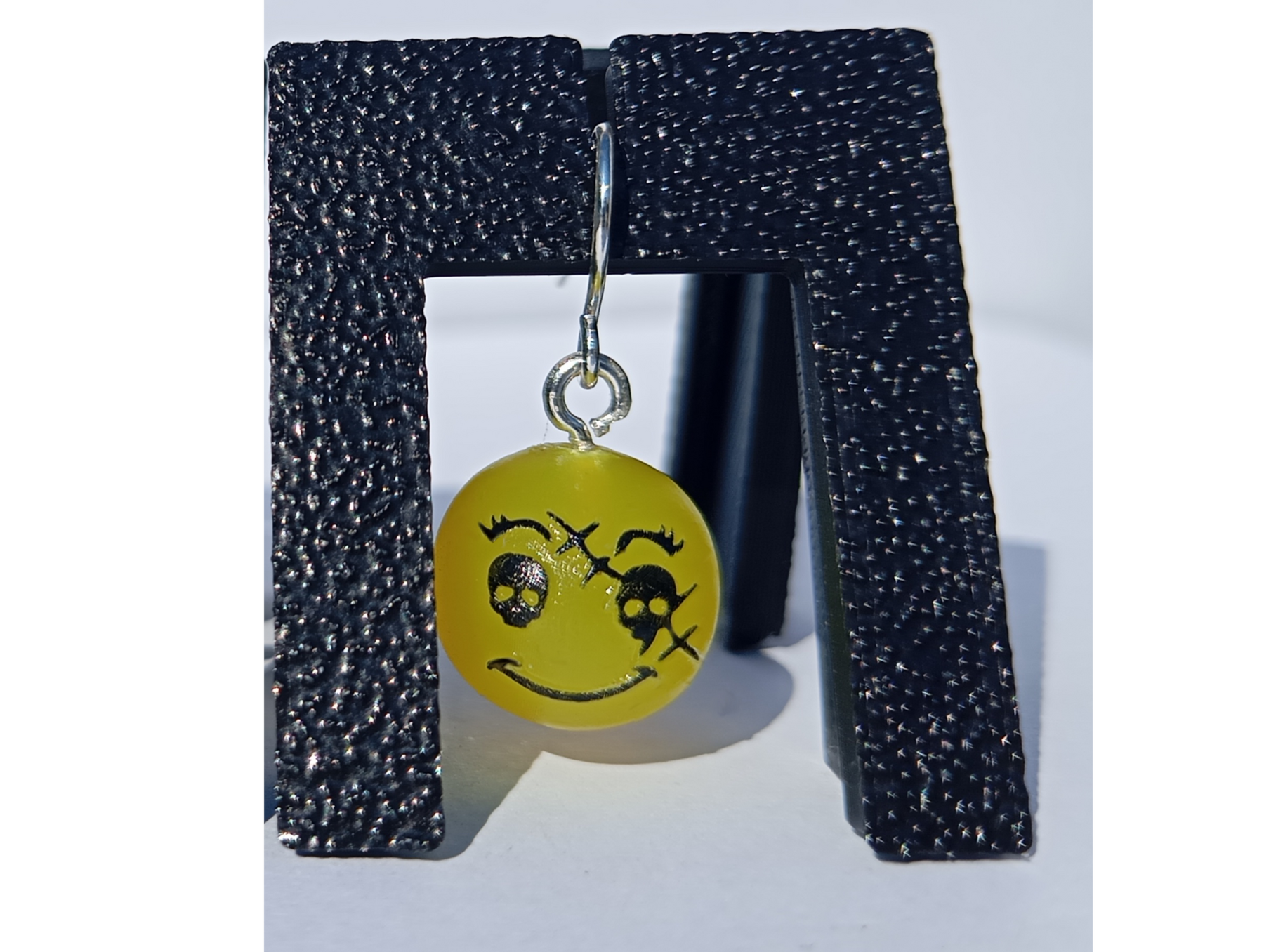 Boucles d'oreilles pendentifs émoji corsaire