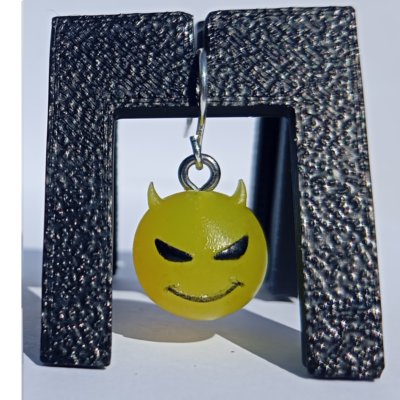 Boucles d'oreilles pendentifs émoji diable