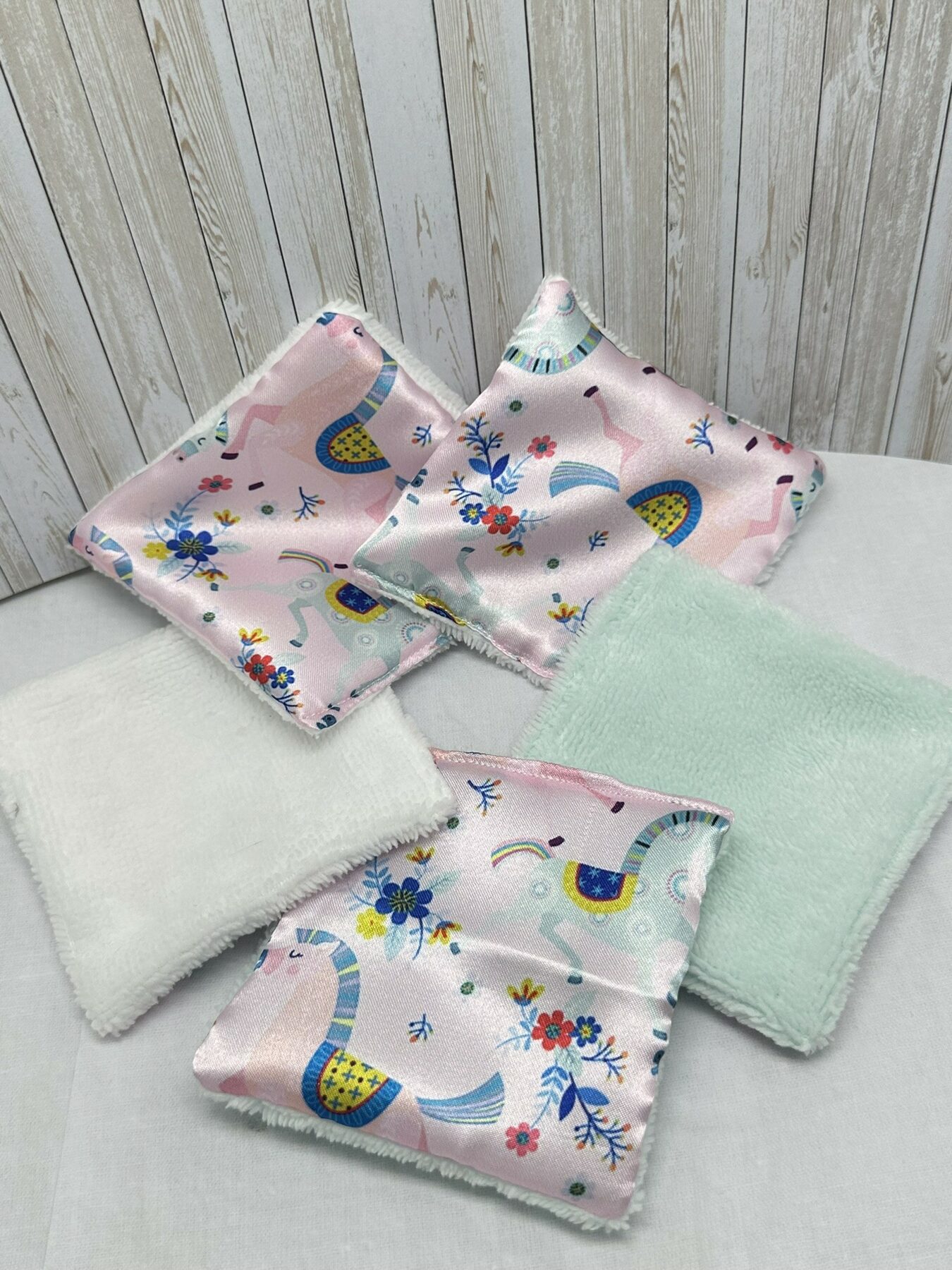 lingettes lavable bebe motifs licorne