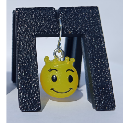 Boucles d'oreilles pendentifs émoji reine