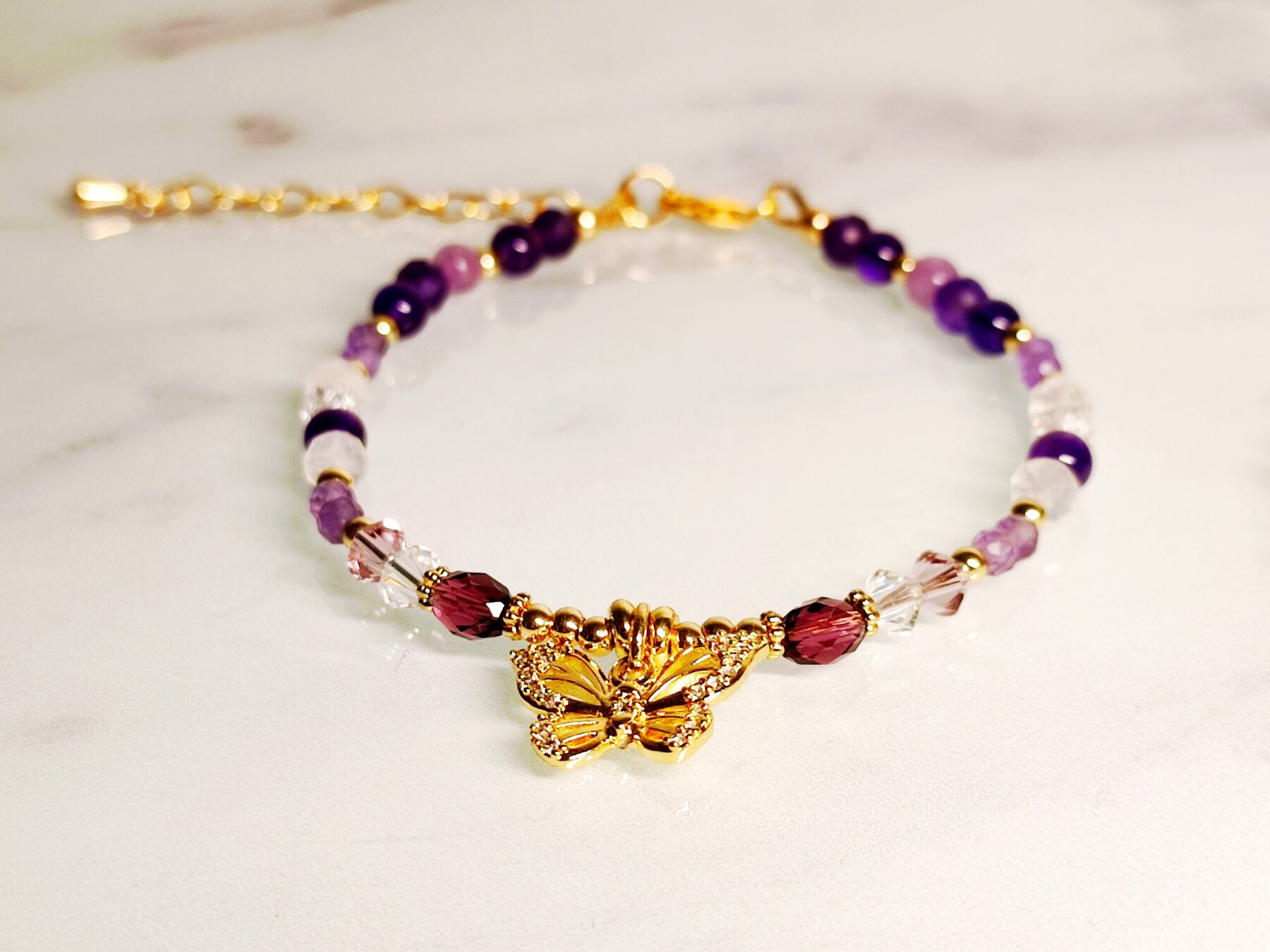 Bracelet en Améthyste, Lépidolite, Quartz craquelé et Pierre de Lune sur gold filled ( plaqué or ++) – Image 3