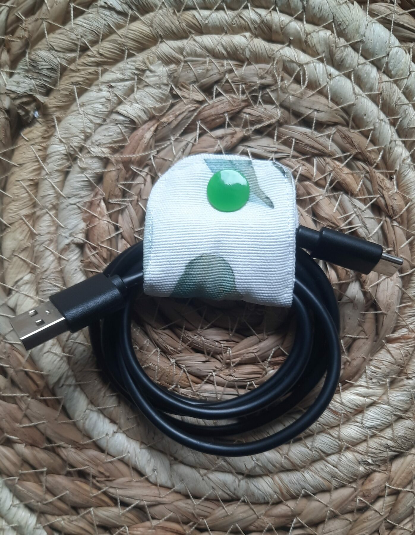 Attaches et Range Câbles Faits Main – Praticité et Style pour Tous Vos Appareils – Image 10