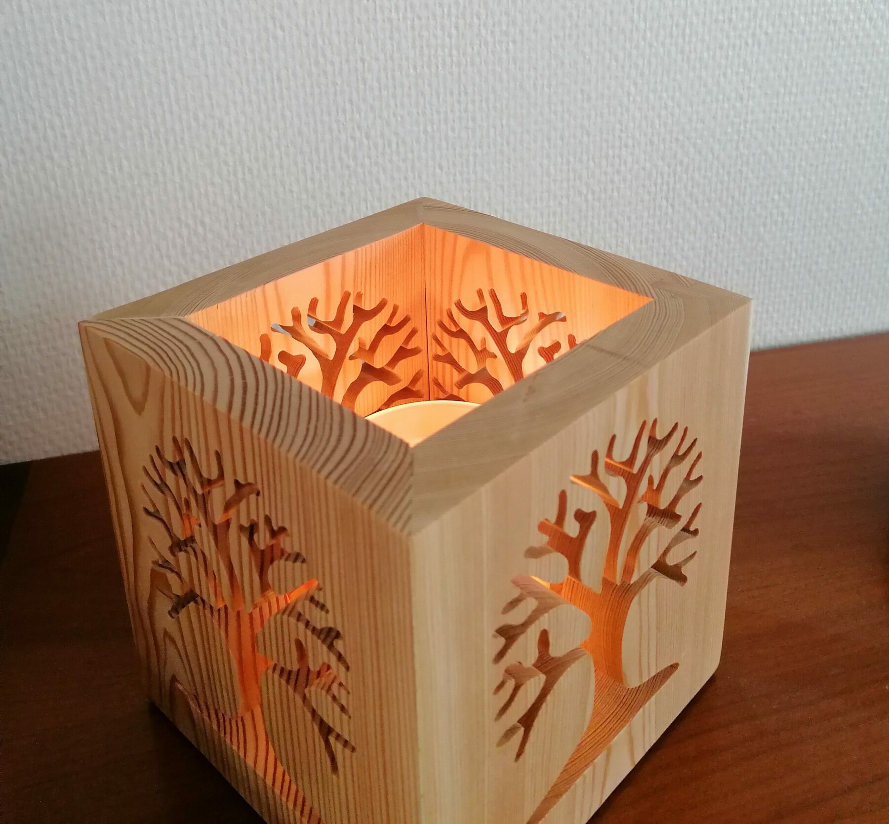 Photophore , arbre de vie , lanterne intérieur et extérieur en mélèze massif – Image 2
