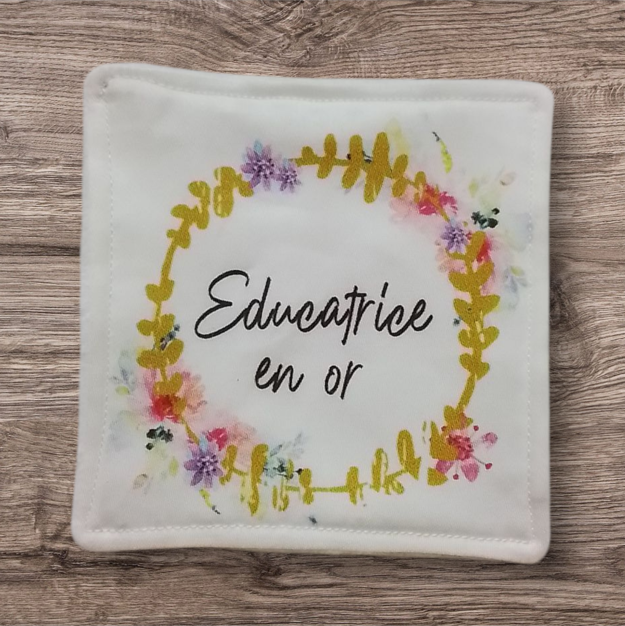 Cadeau Éducatrice : 4 Lingettes Démaquillantes Lavables Personnalisées – Image 4