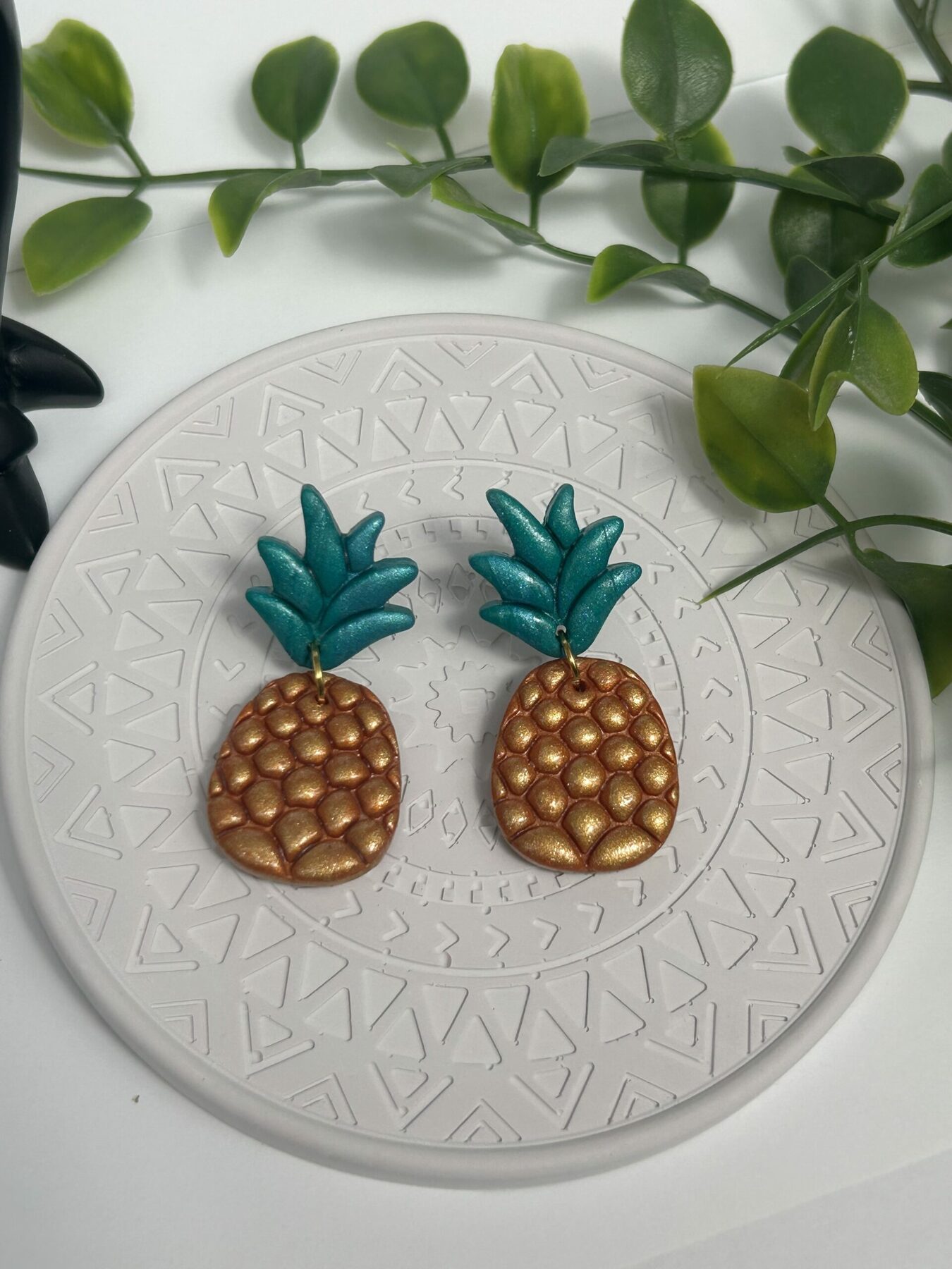 Boucles d’oreilles « Ananas » en pâte polymère, orange doré – Image 2