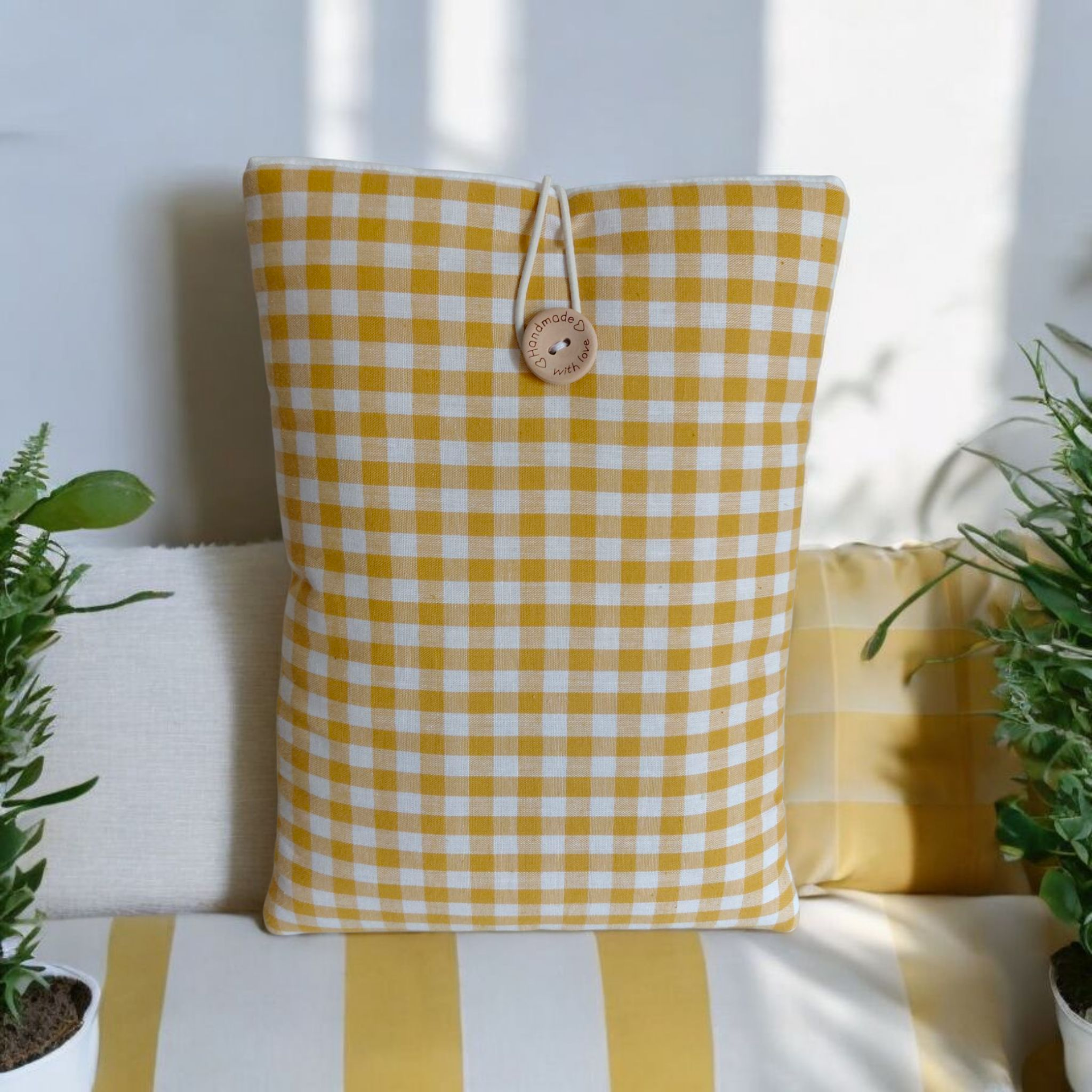 Housse artisanale en coton vichy – Pour livres, liseuses et tablettes