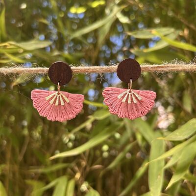 Boucles d’oreilles « Éventail », en pâte polymère, rose
