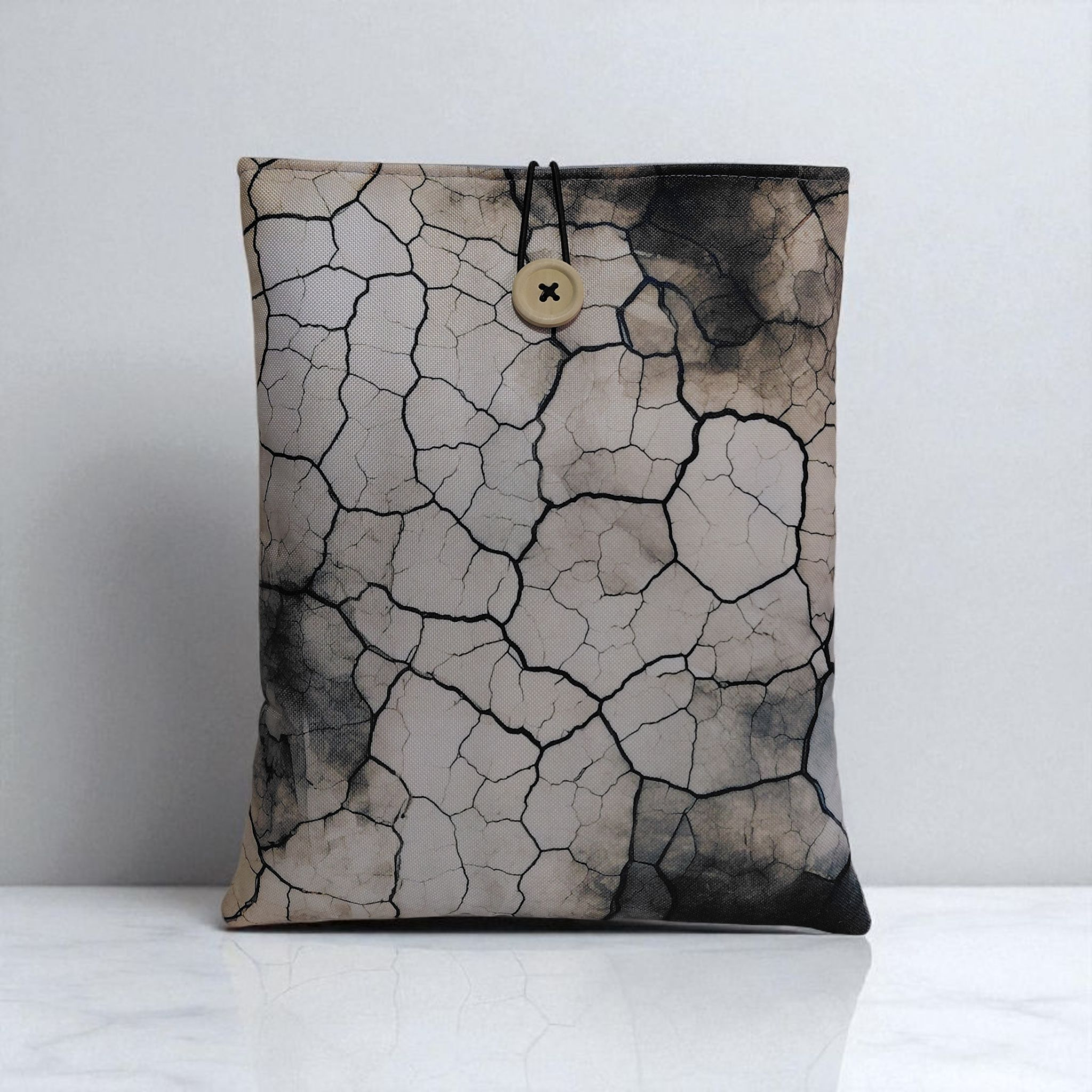 Pochette protège-livre imperméable fait main – motif peau d’éléphant craquelé – Oeko-Tex® – 2 tailles – Image 2