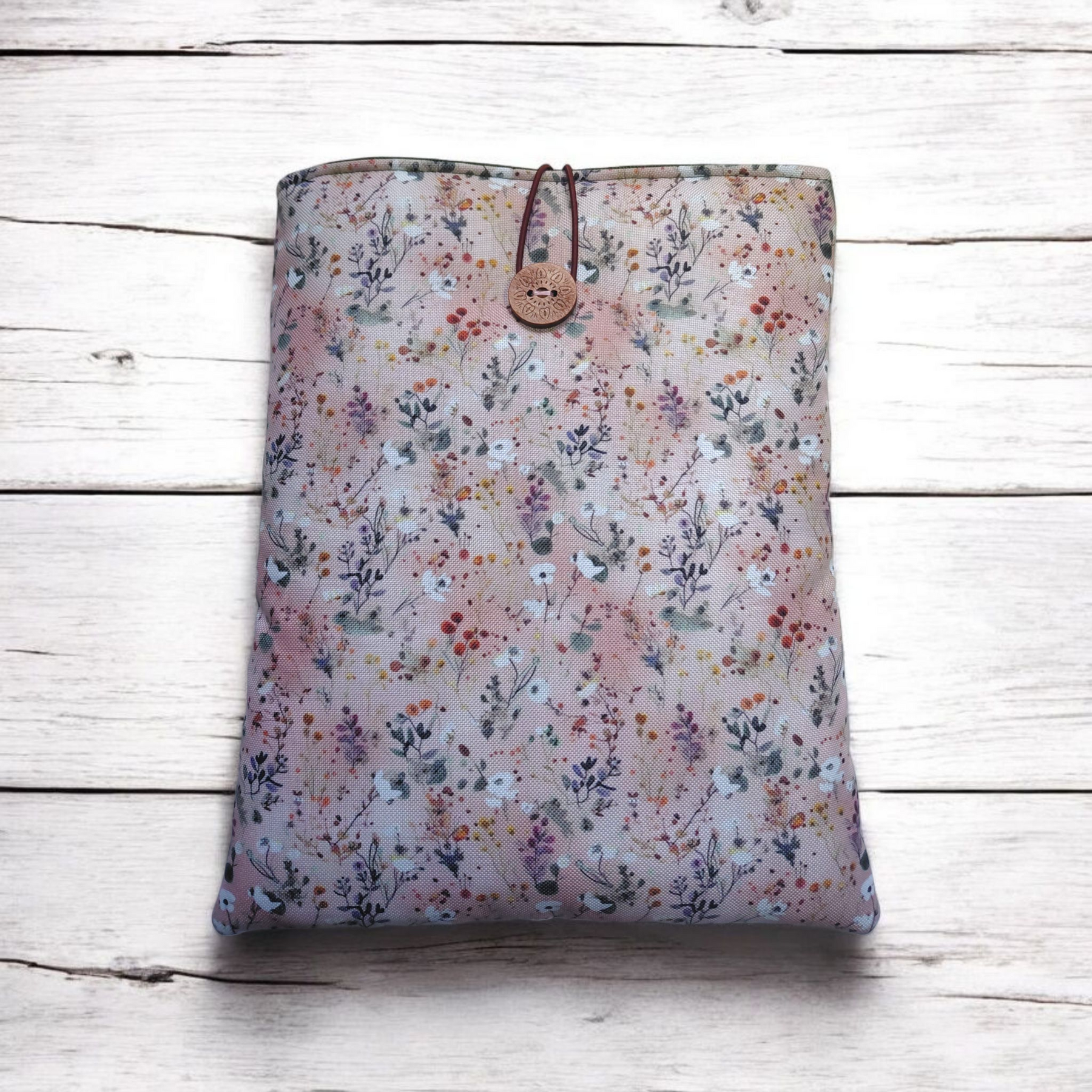 Pochette imperméable et molletonnée pour livres, tablettes et liseuses - Dimensions : H27cm x L23cm