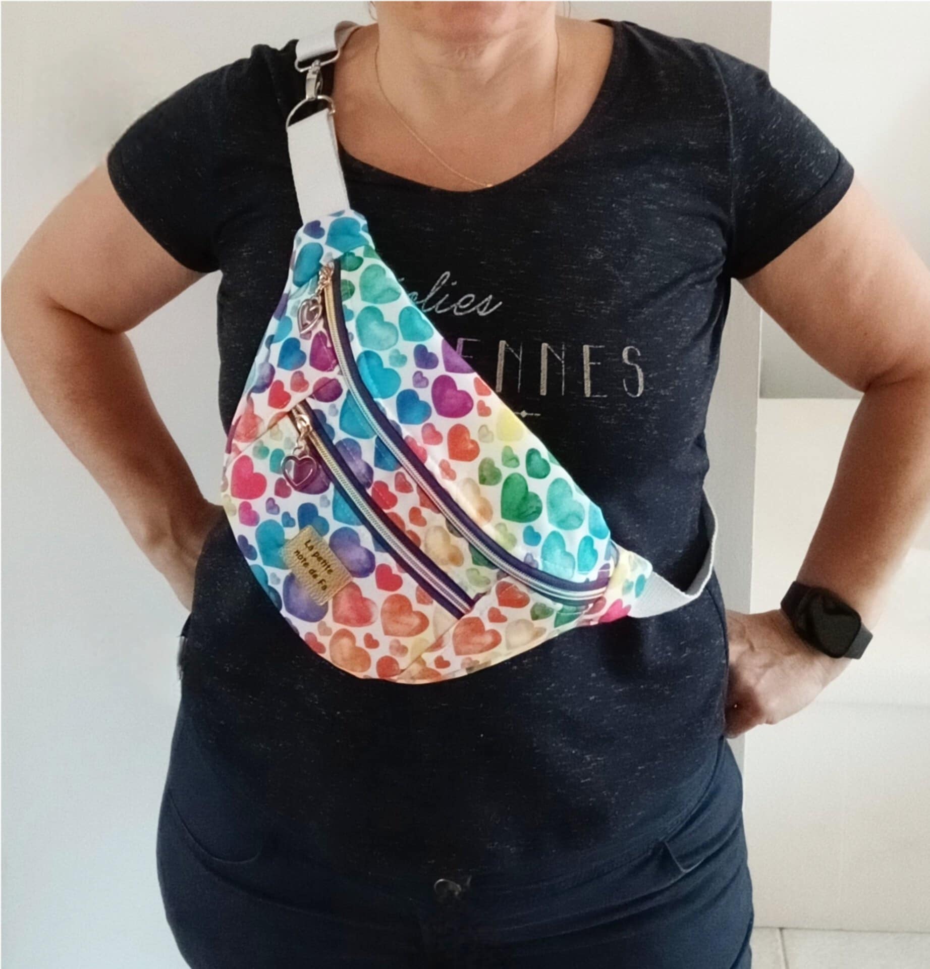 Sac banane Coeurs – Image 3