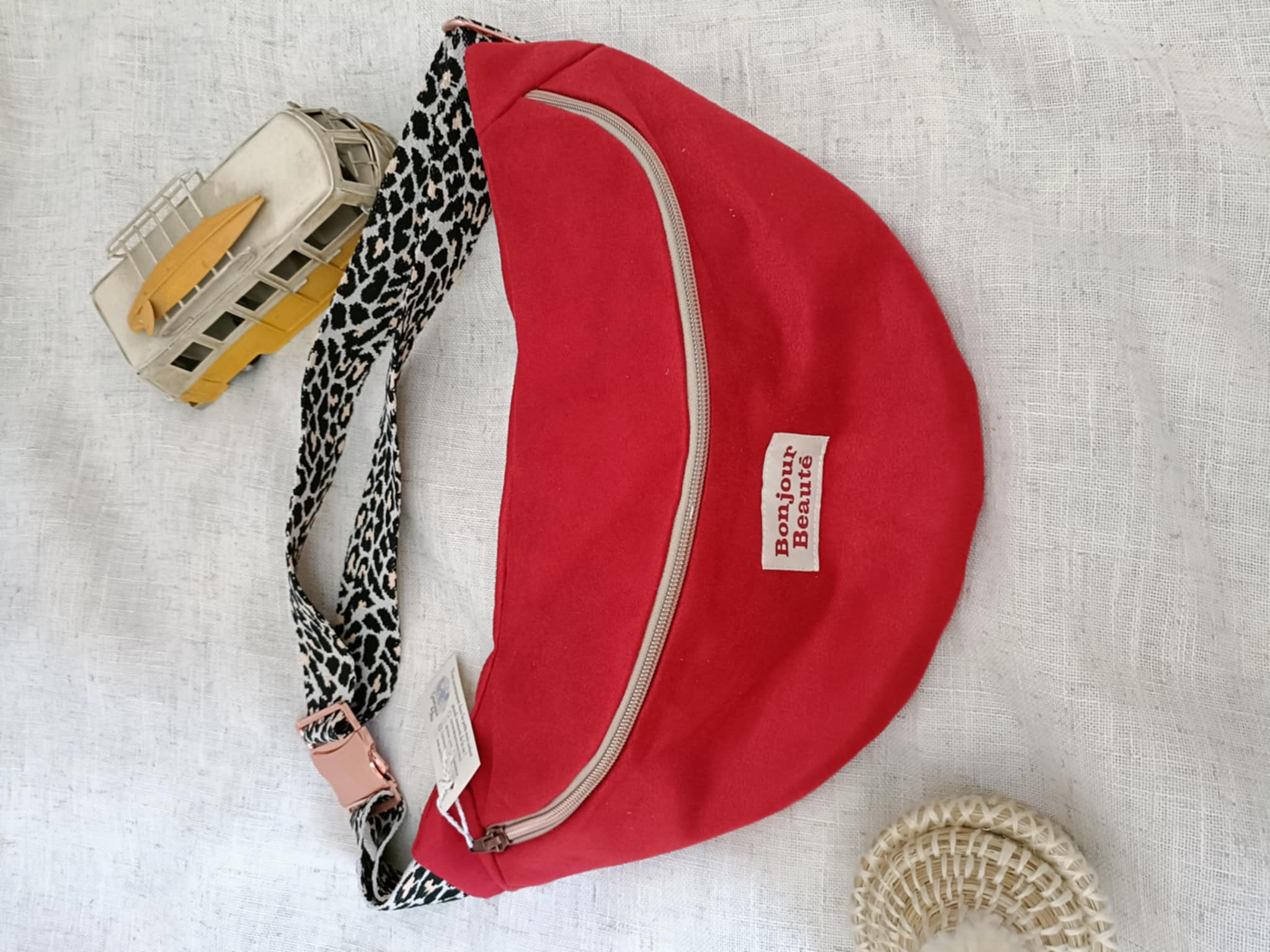 Banane femme daim rouge – Image 2