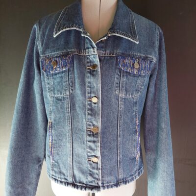 Veste jean customisée T42