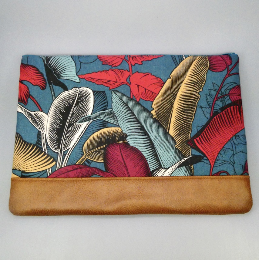 Housse, pochette ordinateur portable tissus coton bleu à grandes fleurs – Image 3