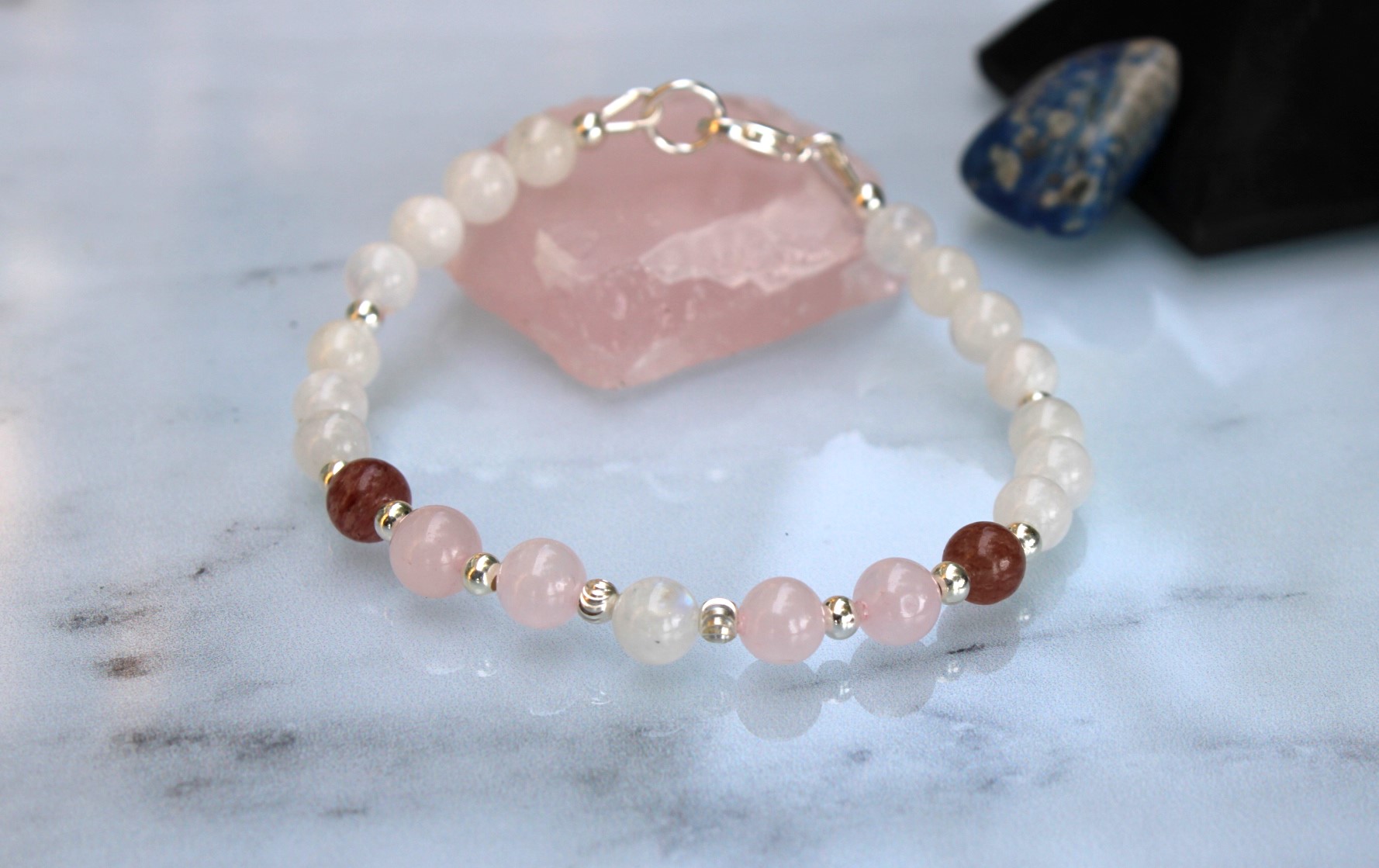 Bracelet fin en pierre de lune, quartz rose et quartz fraise avec perles argent 925 – Image 5