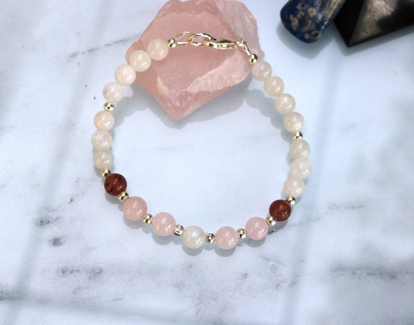 Bracelet fin en pierre de lune, quartz rose et quartz fraise avec perles argent 925 – Image 4