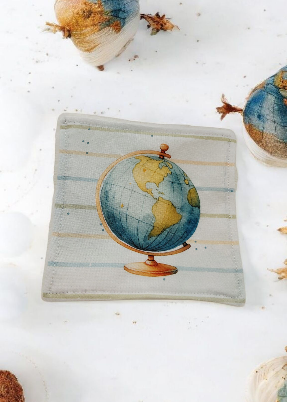 Lot de 4 lingettes lavables bébé – motif Ourson pars en voyage – Image 3
