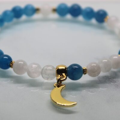 Bracelet en perles d' Apatite et de Pierre de Lune élastiqué avec breloque lune