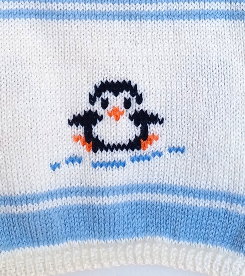 Gilet bébé tricot, fait main, taille 6 mois, avec des pingouins – Image 4