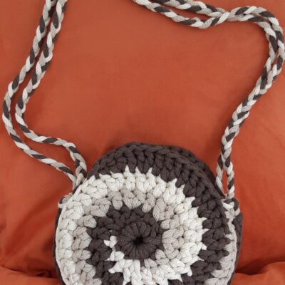 Sac à main spirale tricolore au crochet