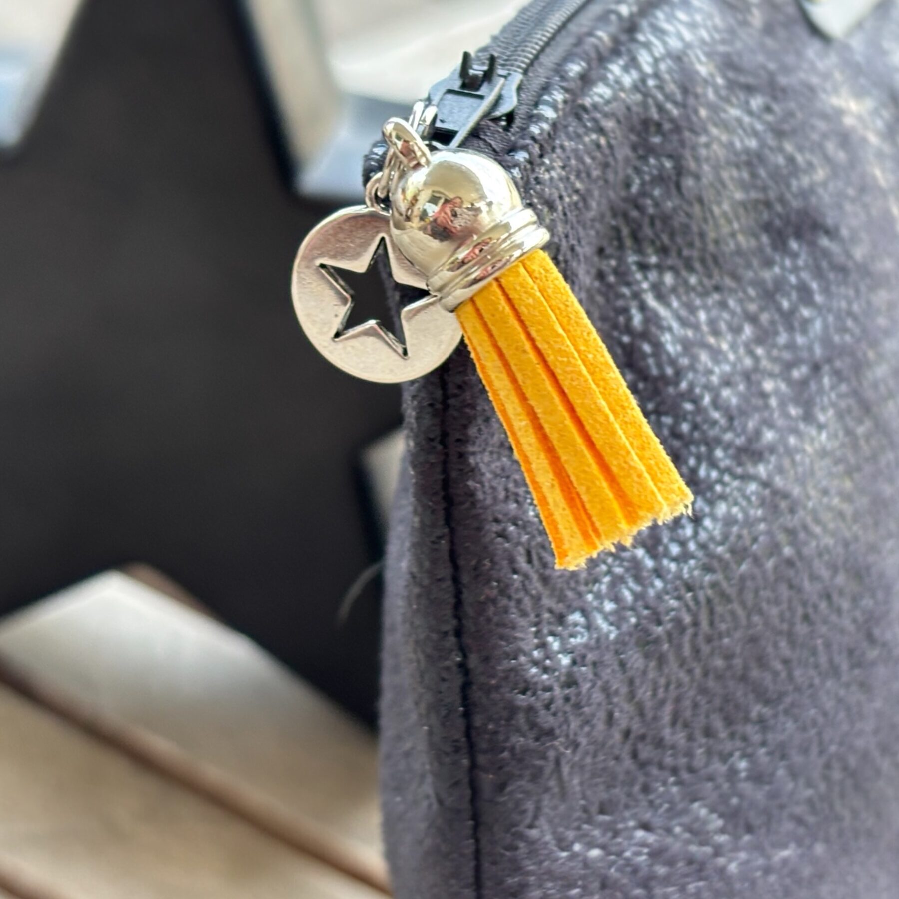 🖤 Trousse en Simili Cuir Noir Brillant – Création Artisanale Française – Image 4