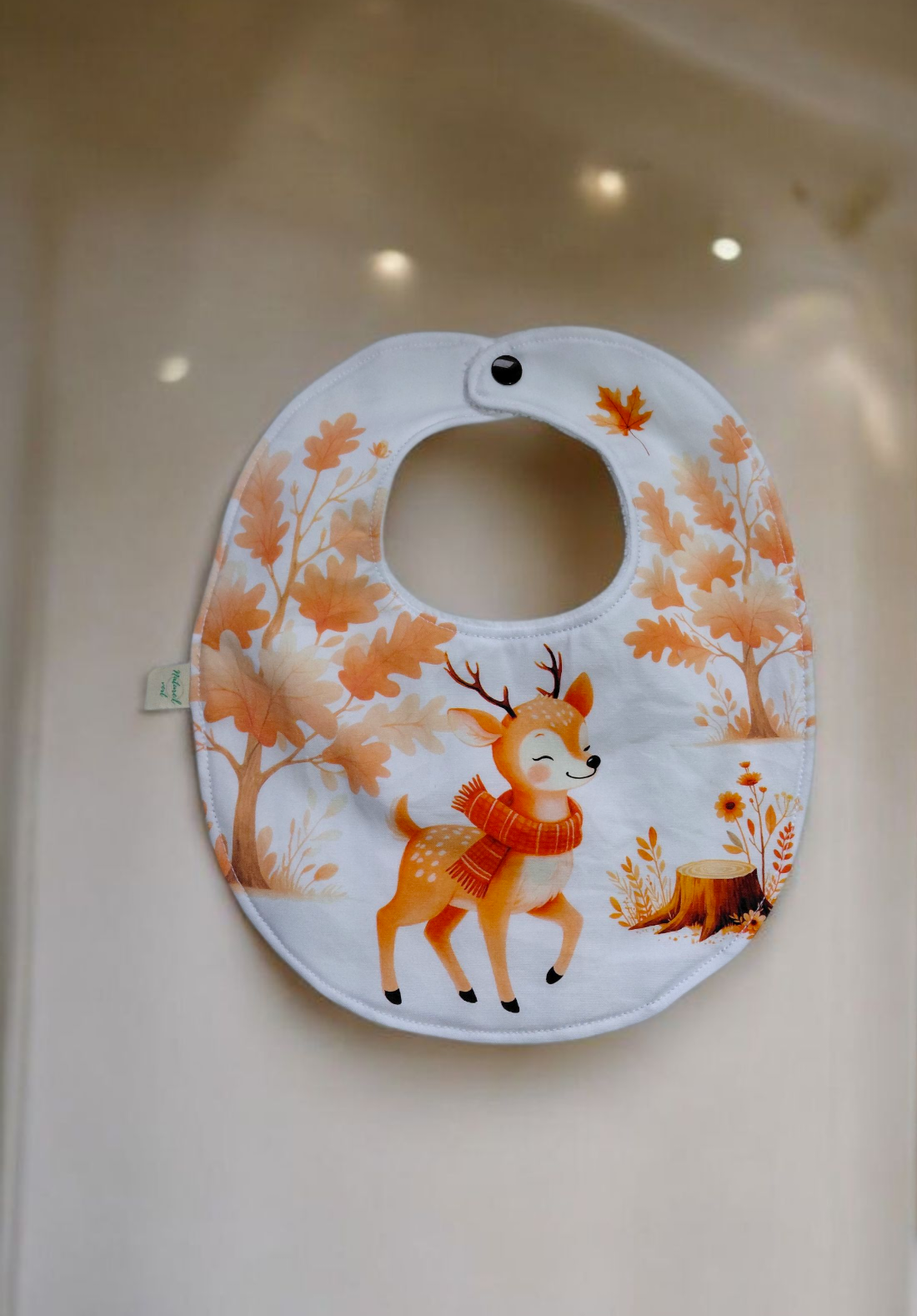 Bavoir rond bébé motif faon en coton premium et éponge de bambou – Fait main – Image 2