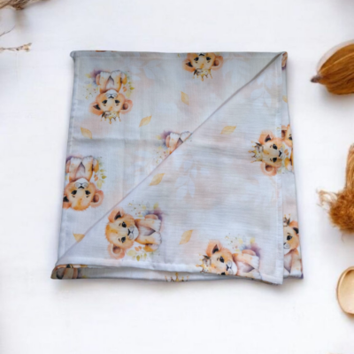 Lange bébé en double gaze motif lionceaux princes – Fait main, coton certifié Oeko-Tex