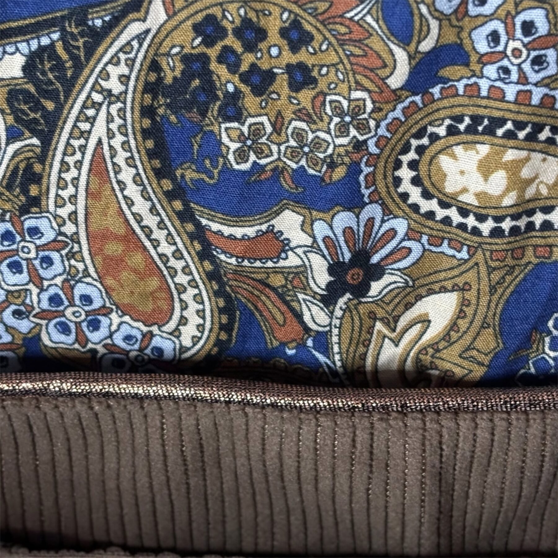 Sac Cabas en Velours Côtelé Taupe – Collection Mademoiselle Poulette – Création Artisanale Française – Image 4
