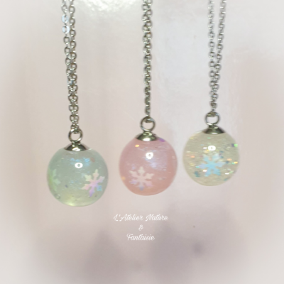 Collier Artisanal " Boule Flocons ( Rose ) "-Made in France