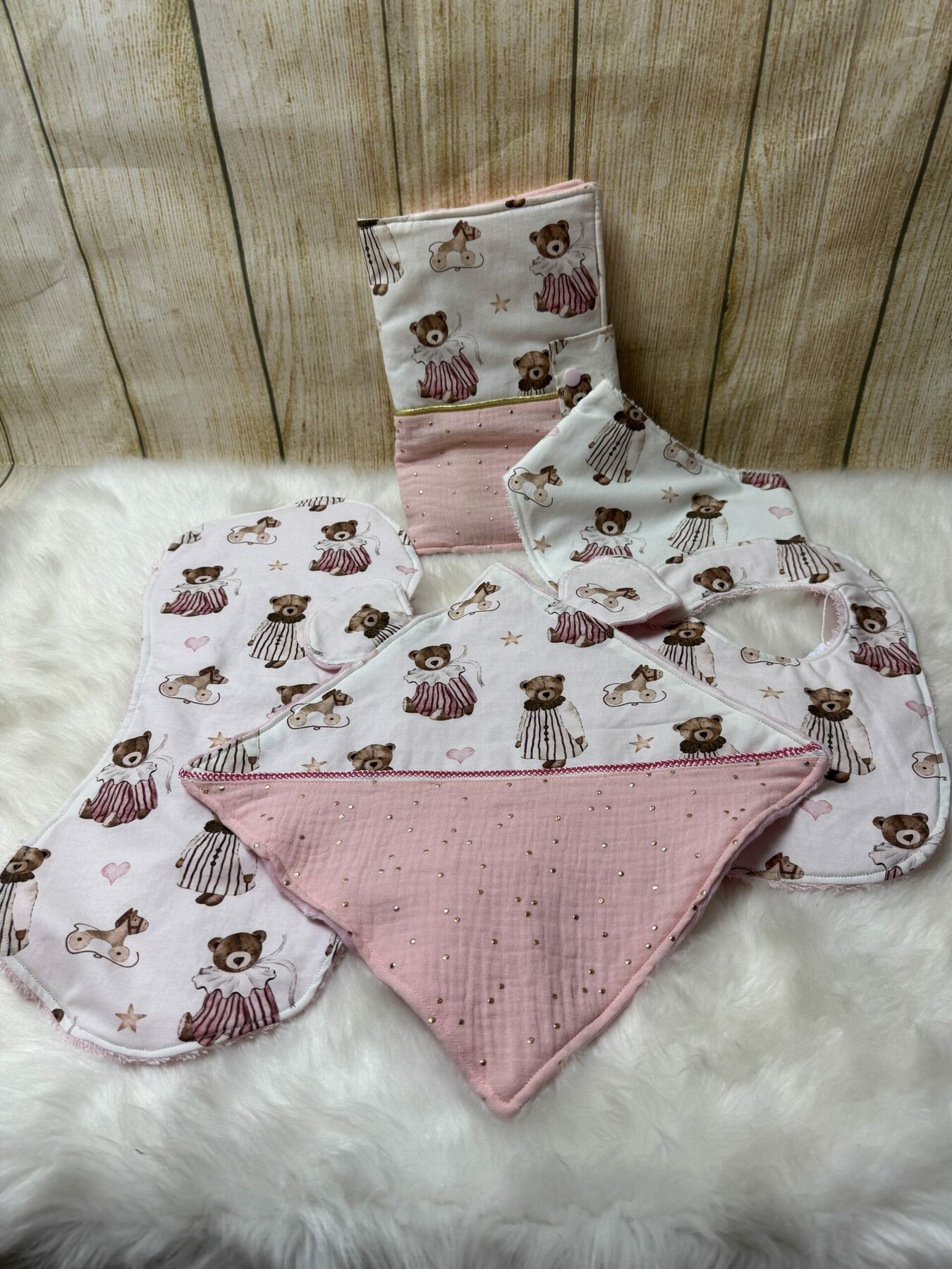 ensemble de naissance fille ours rose fait main