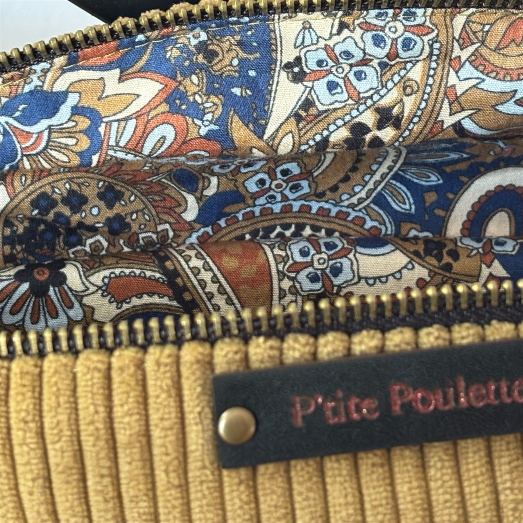 Sac banane en velours côtelé tabac et anse en coton pailletée – Image 4