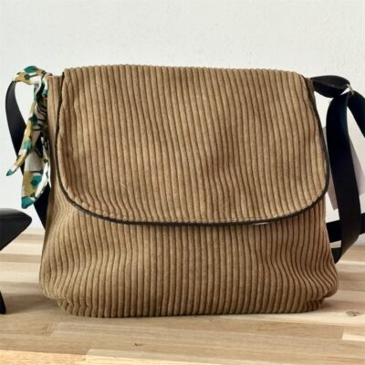 Sac Besace en Velours Côtelé Tabac – Création Artisanale Française