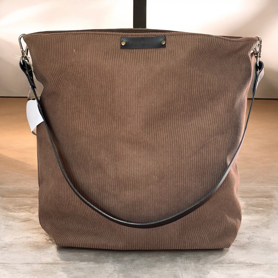 Sac Cabas en Velours Côtelé Taupe – Collection Mademoiselle Poulette – Création Artisanale Française