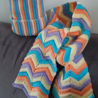 Ensemble écharpe et bonnet enfant au crochet