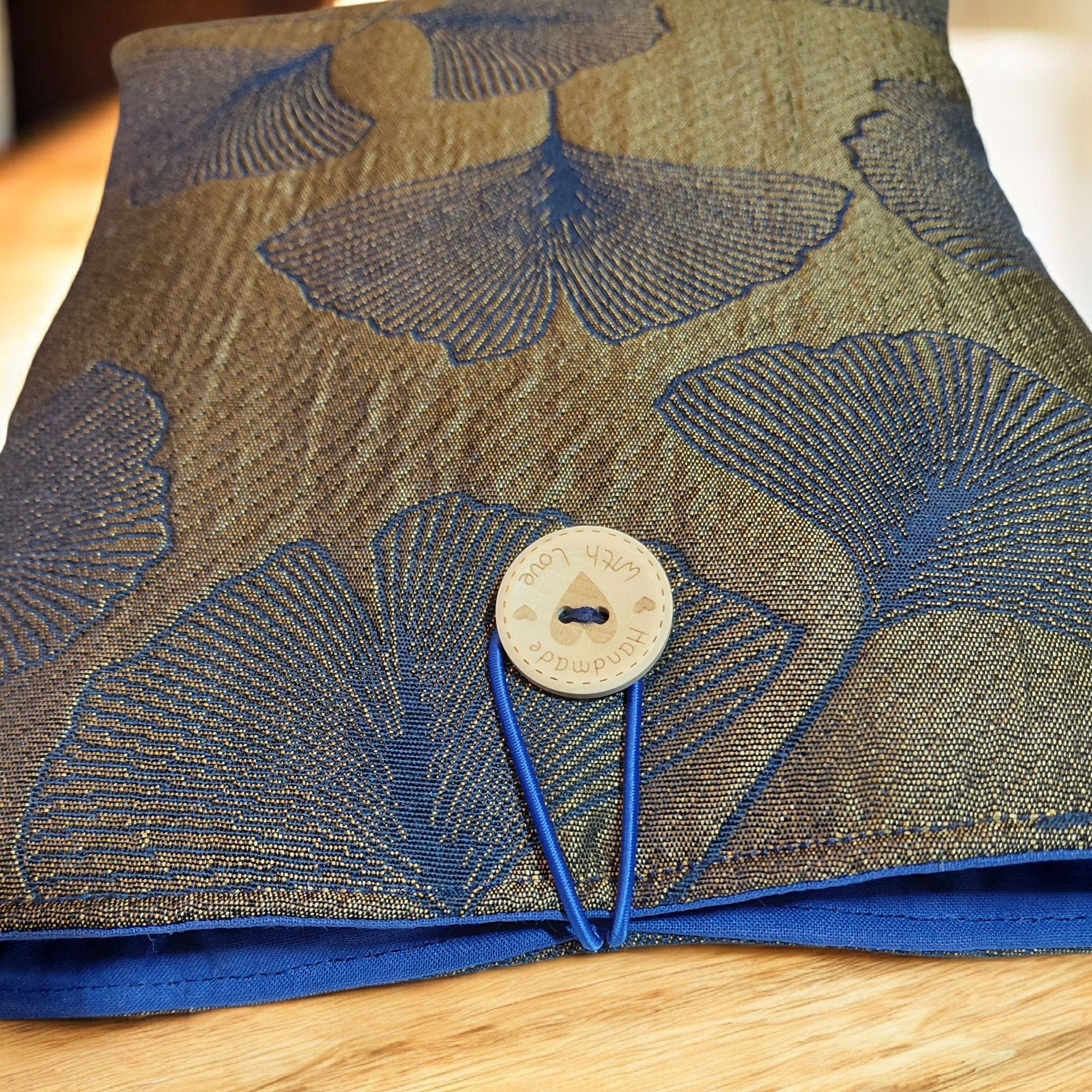 Pochette protège-livre, tablette & liseuse – Motif Ginkgo – Tissu jacquard – 2 tailles – Image 2